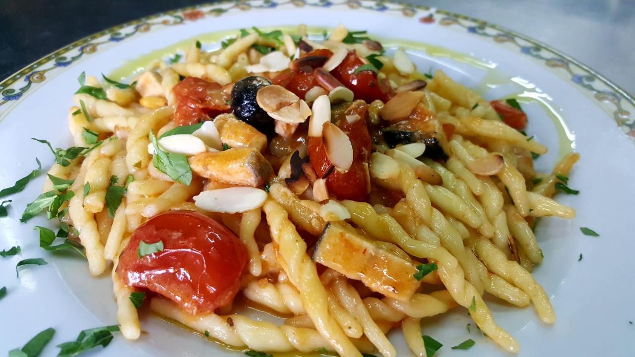 Pomodoro Bed Bed & Breakfast Кастровилари Екстериор снимка