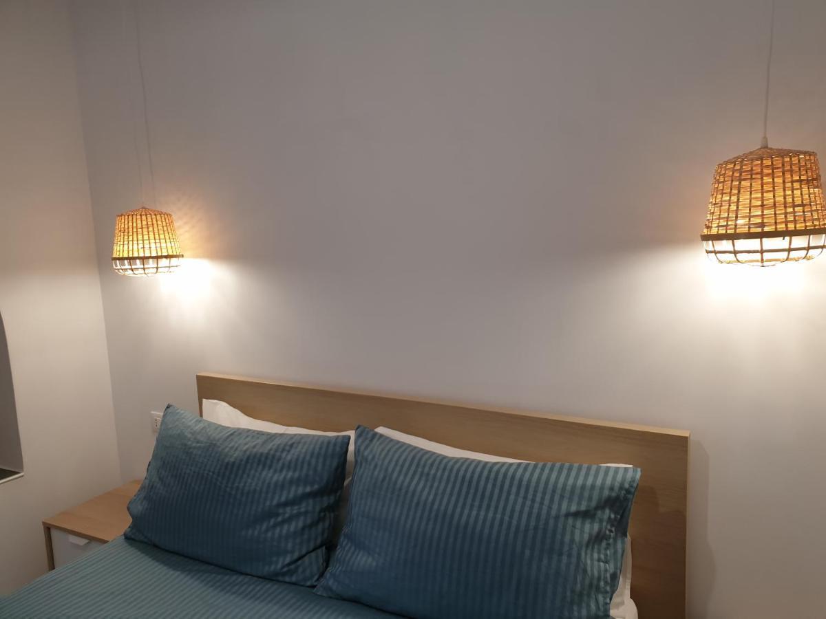 Pomodoro Bed Bed & Breakfast Кастровилари Екстериор снимка